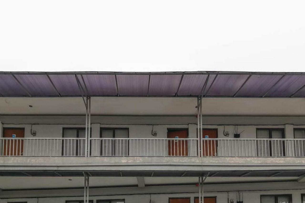 Laponca Residence Pondok Cabe Syariah Redpartner Buaran Exterior photo